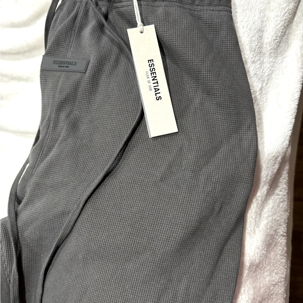 Essentials fear of God, men’s size medium